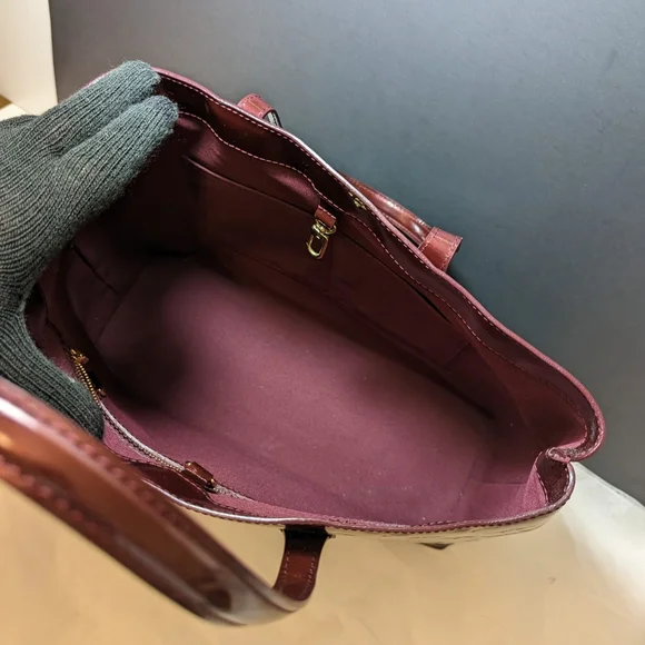 ✨️💎Authentic Louis Vuitton Wilshire MM monogram Vernis - Picture 10 of 16